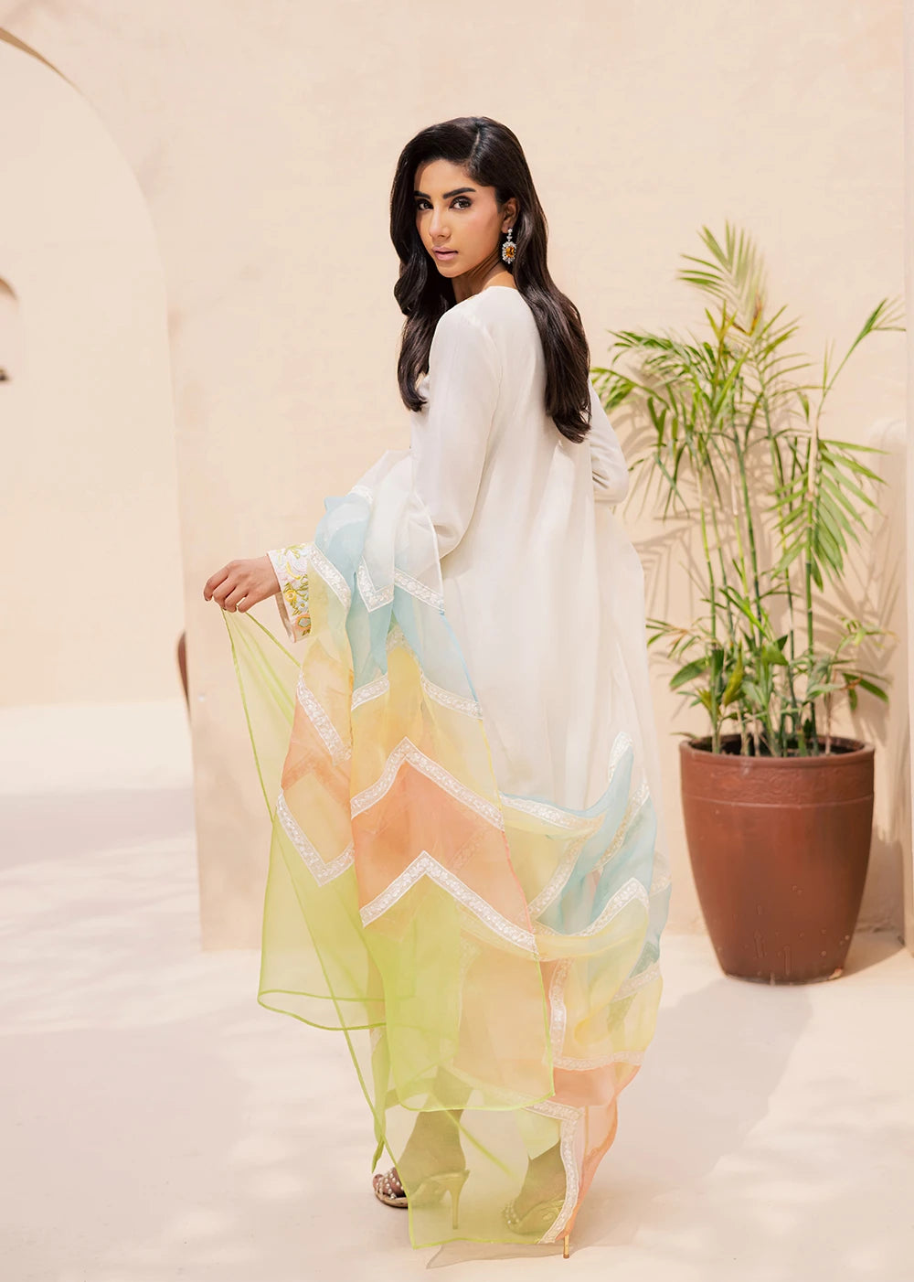 Noura